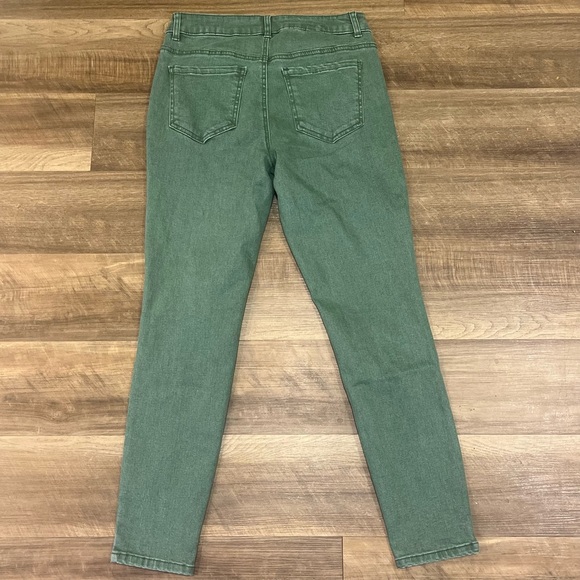 Green d. jeans - Picture 4 of 4